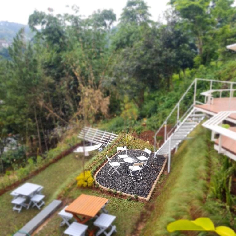 Dago Atas Houses Vacation rental in Lembang