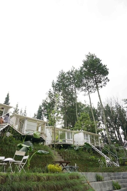 Dago Atas Houses Vacation rental in Lembang