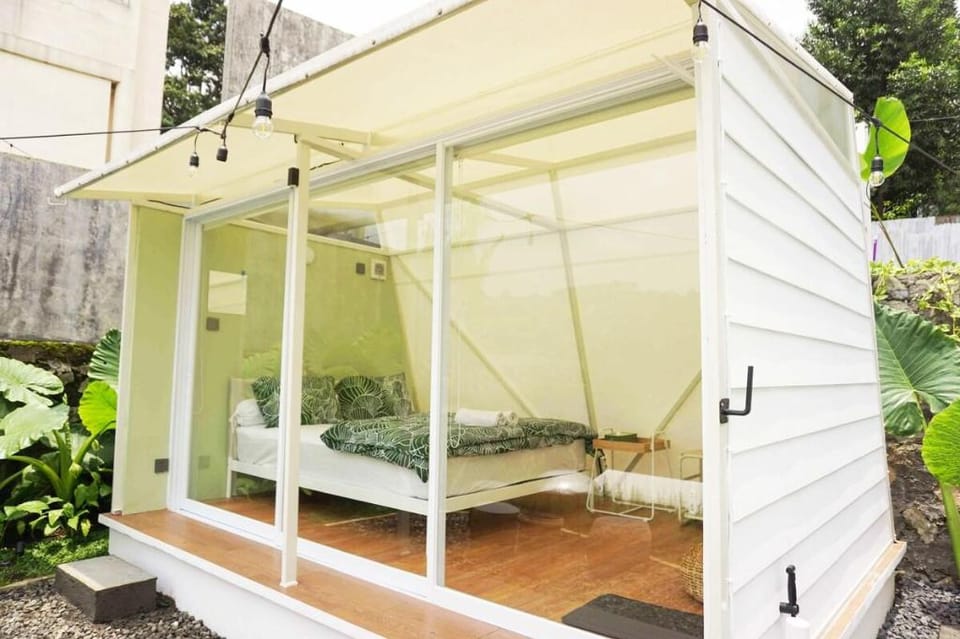 Over Easy Glamping Tenda Cinta #2 Vacation rental in Lembang
