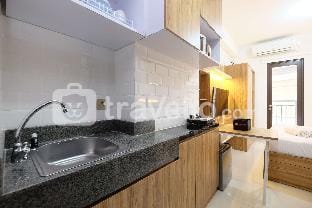 Modern Comfy Studio Transpark Cibubur By Travelio Apartment in West Java