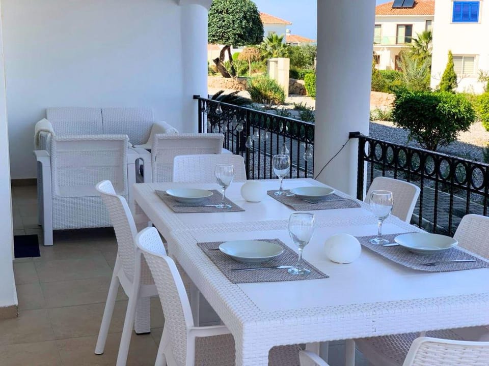 Big apartment by the sea Apartment in Cyprus