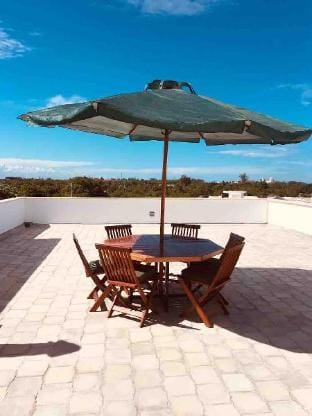 Stunning Amani@Diani Luxury 2bd BeachVilla AC&pool Apartment in Diani Beach