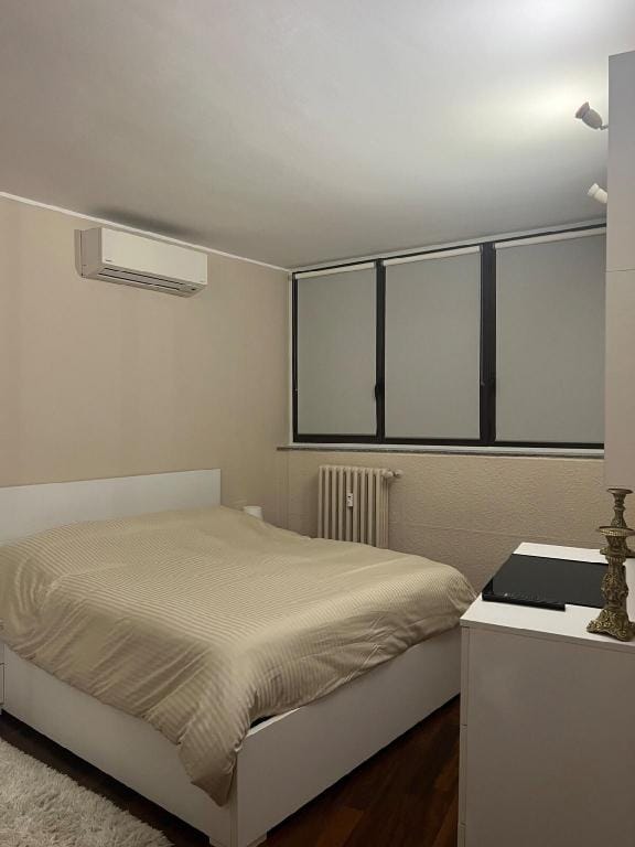 Tevere 20 House - Trilocale Apartment in Monza