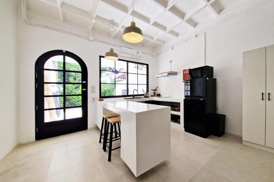 Lotus House: 3 fl Home, 2 King Beds - Night Bazaar Vacation rental in Chiang Mai