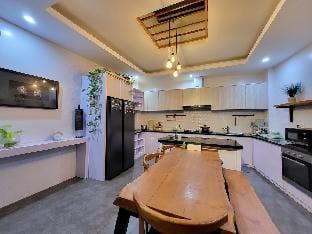 Beautiful 3BR House with Jacuzzi Vacation rental in Kuta Selatan