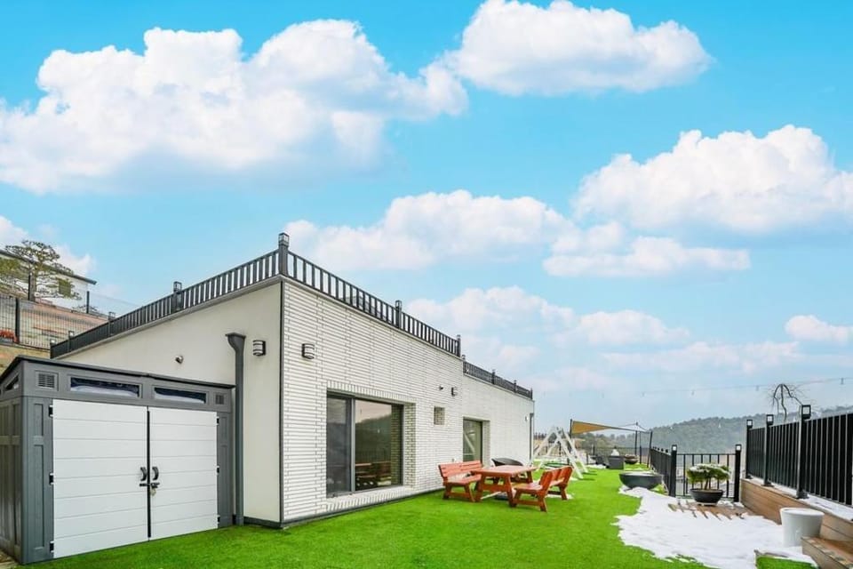 Gapyeong Mom Stay Private Pool Villa Bed and Breakfast in Gyeonggi-do