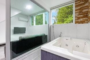 Funnymungmung Galaxy House Bed and Breakfast in Gyeonggi-do