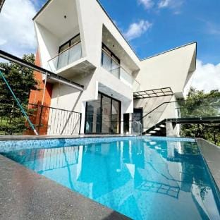Iris highes full compound Villa in Kerala