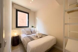 BARCELONA TOUCH APARTMENTS - Progres Apartment in L'Hospitalet de Llobregat