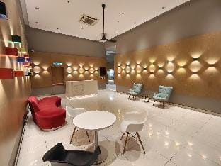 Kanvas Soho Cyberjaya/ Netflix/Gym/Jacuzzi/KLIA Apartment in Selangor, Malaysia