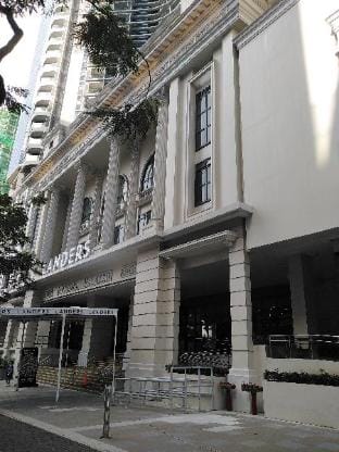 Wonderful 1BR Suite BGC Uptown Mall Apartment in Makati