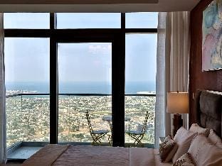 Lux BnB Paramount Midtown I Ocean View Apartment in Dubai