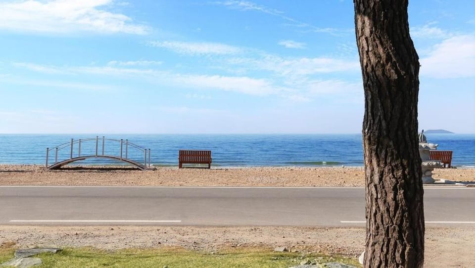 Anmyeondo Badasori Pension Bed and Breakfast in South Korea
