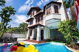 KN5 Holiday Villa big  yard & private pool Villa in Ho Chi Minh City