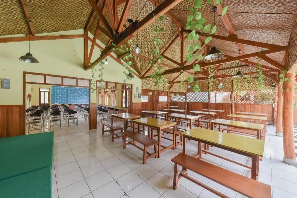 RedDoorz @ Pondok Winagung Ciwidey Hotel in West Java