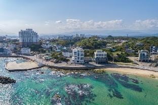 Gangneung Stay Q9 Bed and Breakfast in South Korea