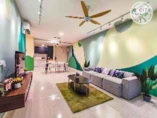 Medini Signature - Dargon Suites by RR JBcity Apartment in Johor