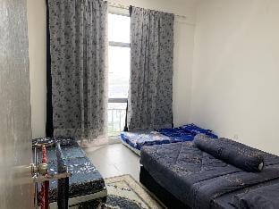 Alliv Studio + 1 Bedroom Stay Vacation rental in Brinchang