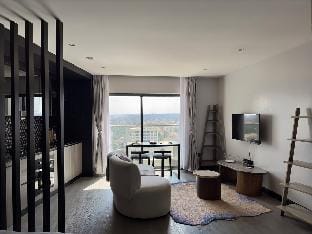 Superior Studion with Unique Westlands Views Vacation rental in Nairobi