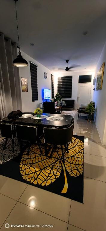 Mountain View Homestay Umoh50 Ipoh End-Lot Wifi Vacation rental in Ipoh