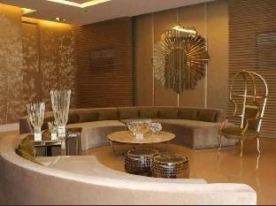 LuxuReich Homes Apartment in Pasay