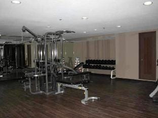 LuxuReich Homes Apartment in Pasay