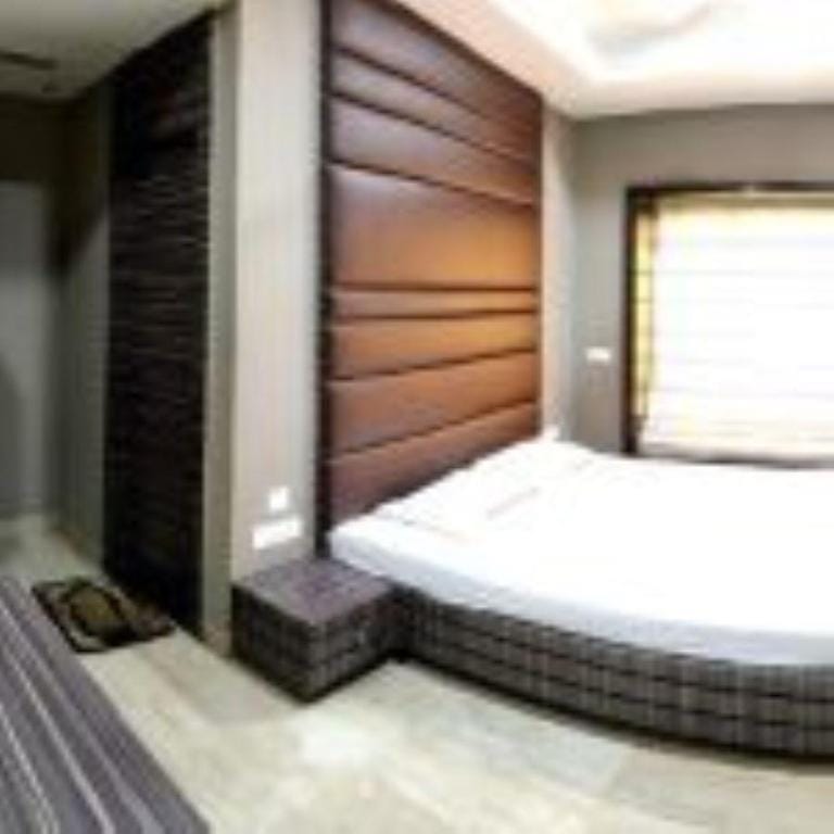 The Rama Palace. Comfort, Luxury, Convinience. Apartment in Kolkata