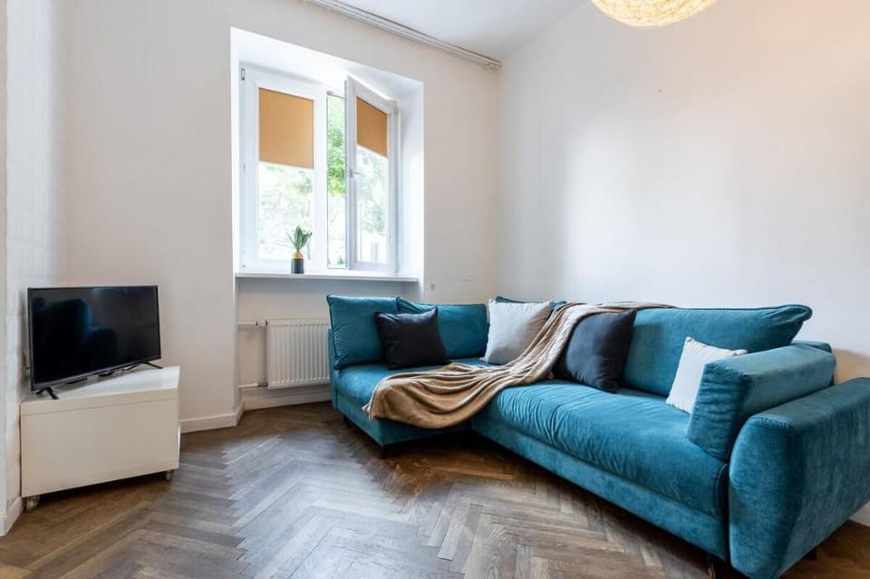 Golden Apartments Warsaw - Top Location-Krakowskie Apartment in Warsaw