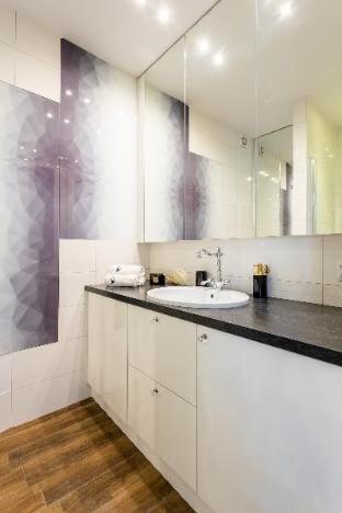 Golden Apartments Warsaw - Top Location-Podwale Apartment in Warsaw