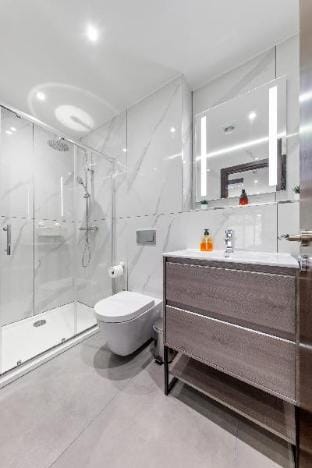 Serviced Luxury Studio Flat Golders Green Finchley Apartment in London Borough of Camden