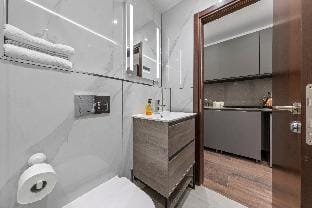 Modern Serviced Studio Flat Near Central London Apartment in London Borough of Camden