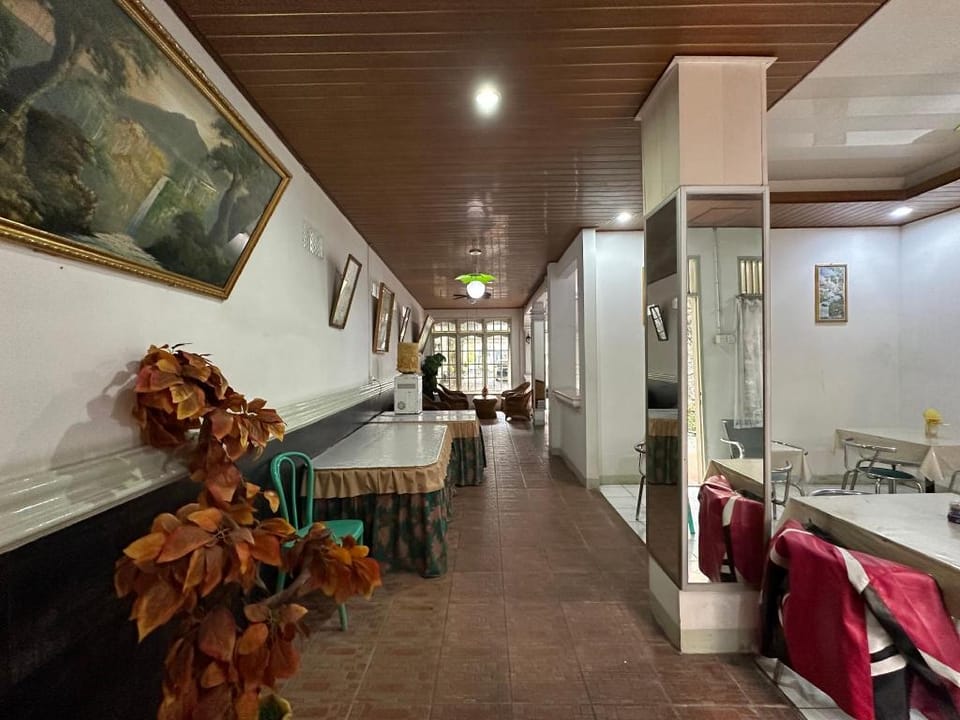 Capital O 93291 Bintang Hotel Hotel in Padang