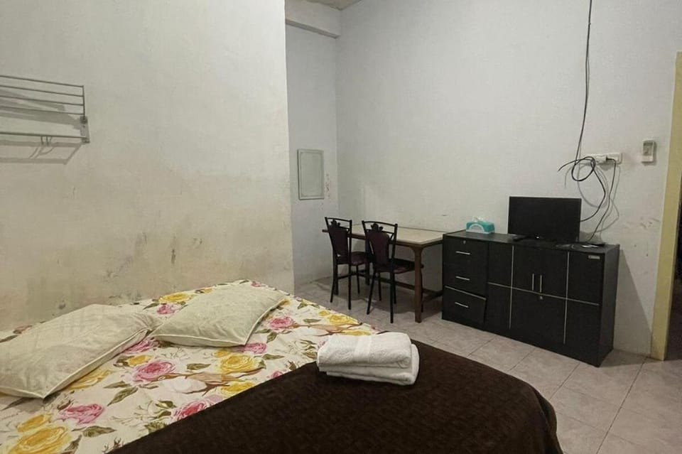 Hotel O Handisa Homestay SyariahNearKedai Kopi Atien Hotel in West Sumatra, Indonesia