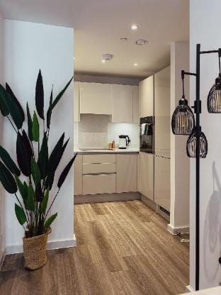 Luxe Pad London: with Free Parking! Apartment in Brentford