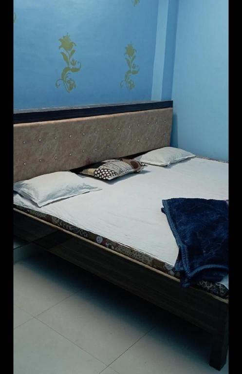 Hotel Maa Sharda Inn Hotel in Uttar Pradesh