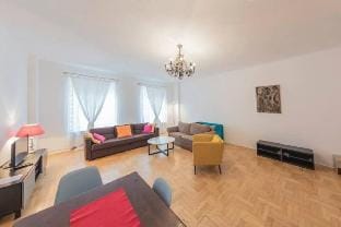 Golden Apartments Warsaw & Freta Apartment in Warsaw