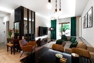 Golden Apartments Warsaw - Mennica Residence Apartment in Warsaw