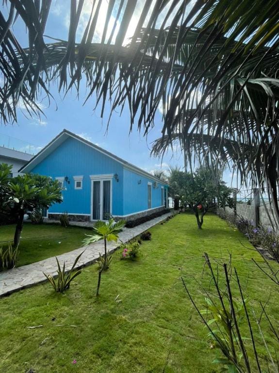 True Beachfront 2 bedrooms Villa Phan Thiet  Villa in Phan Thiet