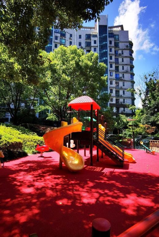 S 5mins SNIEC | ,15mins Bund Lujiazui Apartment in Shanghai