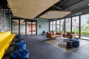 Stylist Business Traveler Room @ Embassy Row #1BR Apartment in Federal Territory of Kuala Lumpur