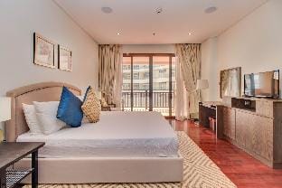 bnbmehomes  Classy 2B Apt w/ Spectacular View- 402 Apartment in Dubai