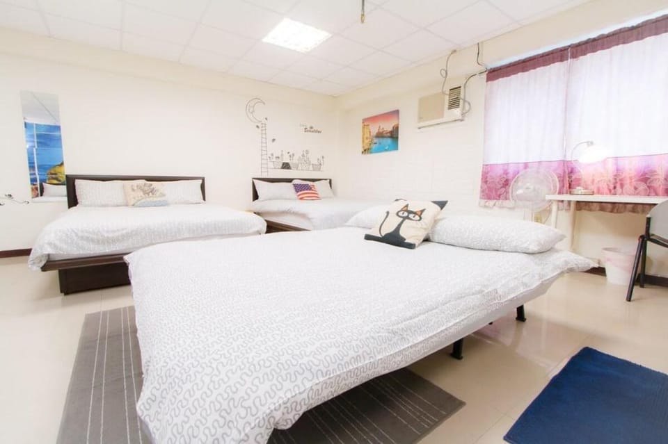 Five minutesTaipei Main Station Colorful styleroom Vacation rental in Taipei City