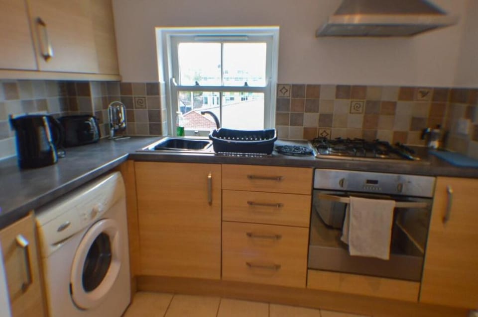 City Centre | King Bed | Self Check-In | Parking Apartment in Derby