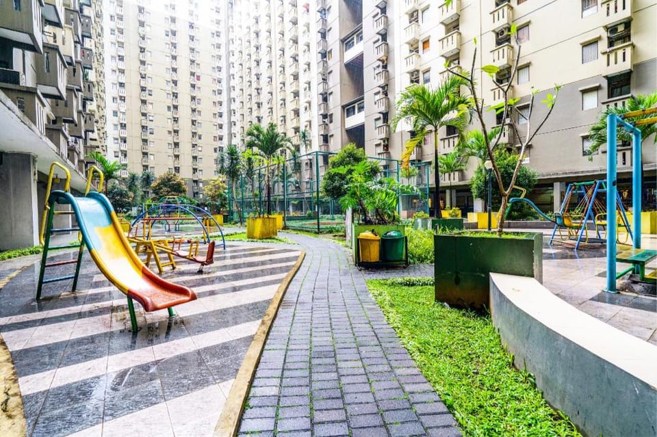 OYO Life 93251 Apartement Gateway Cicadas By Alugada Hotel in Bandung