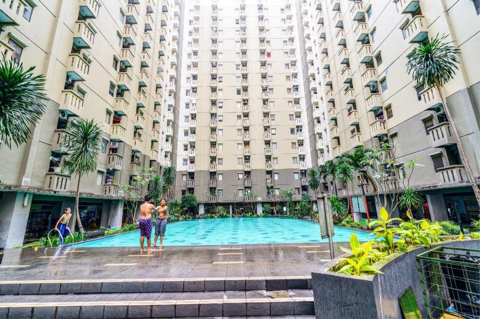 OYO Life 93251 Apartement Gateway Cicadas By Alugada Hotel in Bandung