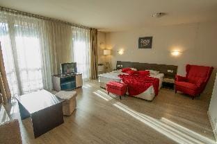 Banderitsa Apartment in Bansko with queen size bed and kitchen Apartment in Bansko