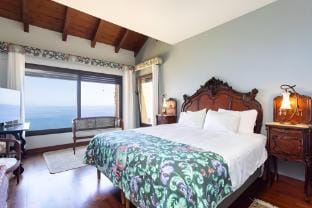 Villa con Vistas al Mar y Piscina Climatizada Villa in Canary Islands