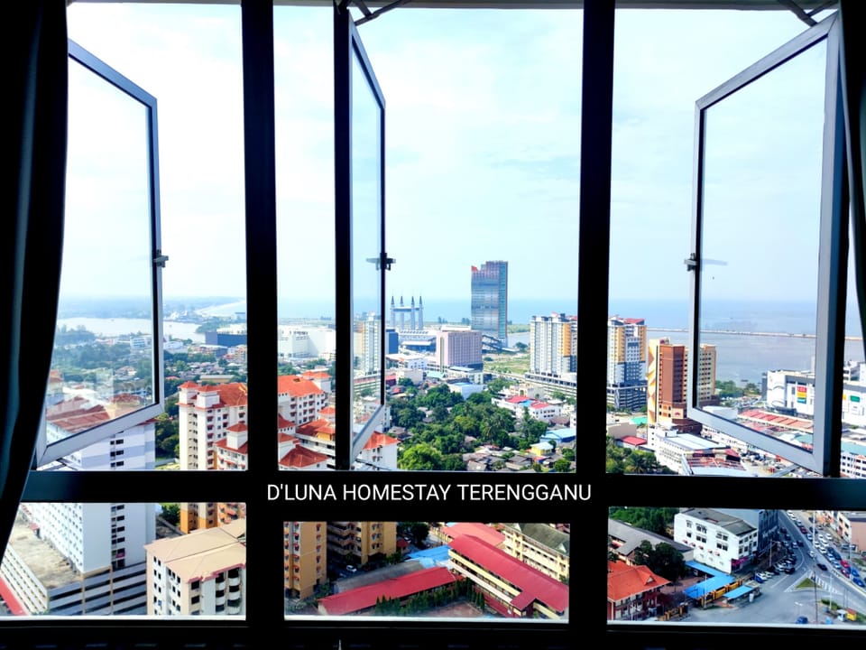 D'luna Homestay Terengganu SEAVIEW/DRAWBRIGE VIEW  Apartment in Terengganu, Malaysia