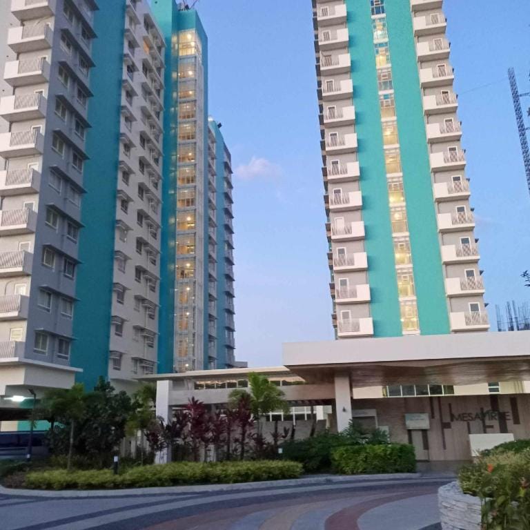 Hellar Condo rentals Apartment in Bacolod