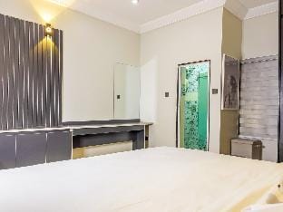 Cozy Suite(1) in Klaus Residence Apartment in Nigeria
